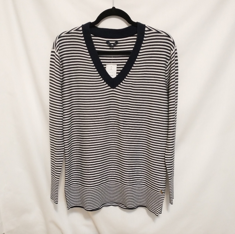 Tommy hilfiger v neck sweater